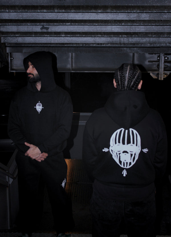 ESSENTIAL MASK HOODI3 [BLACK]