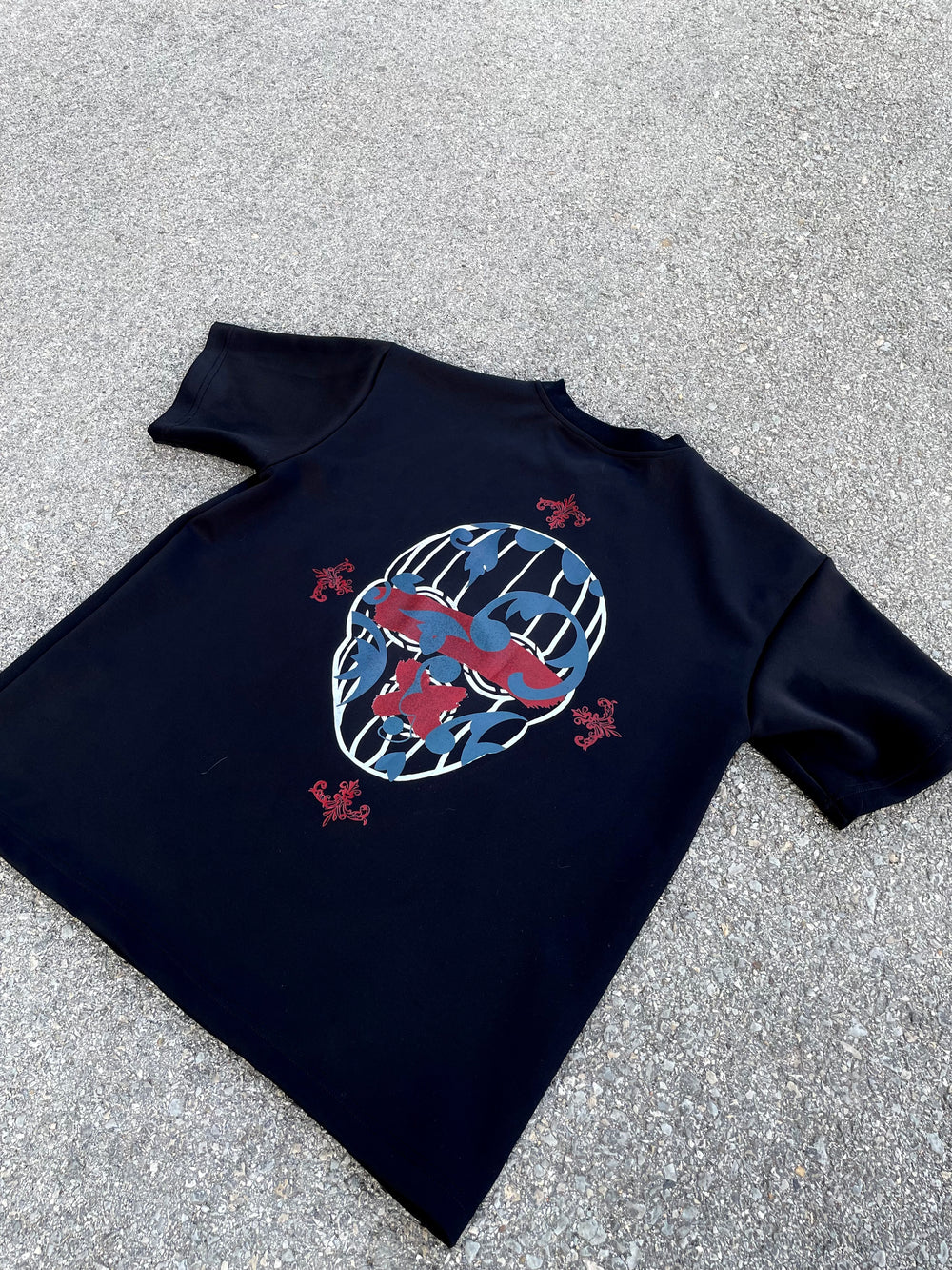 CNTBSTPD ROYALE RED MASK TEE