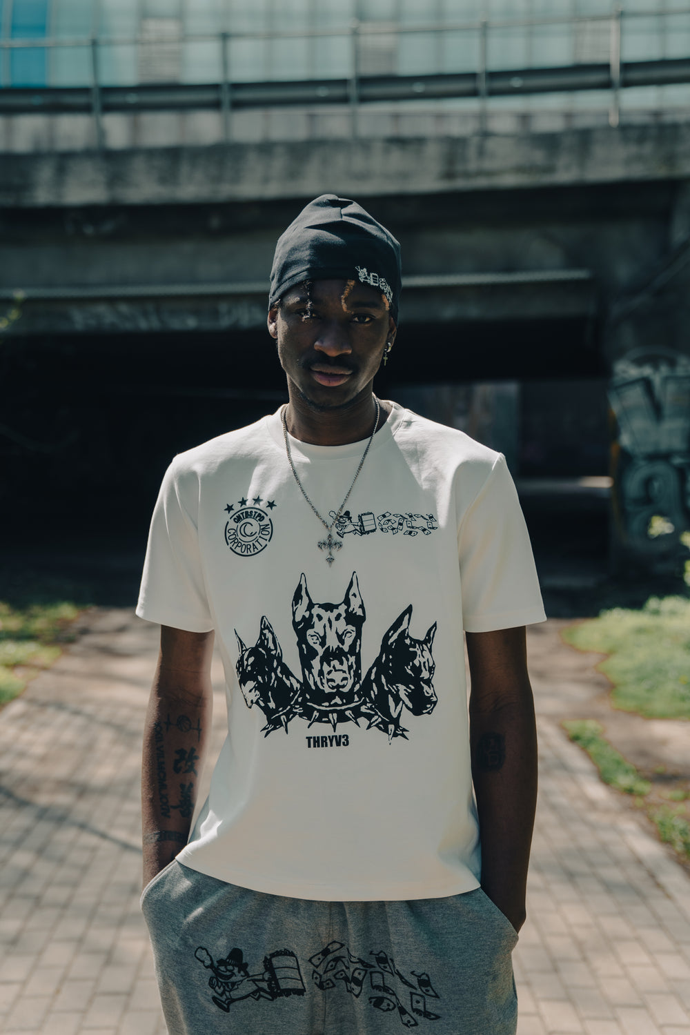 SKULLY CAP [WHITE/BLACK/GREY]